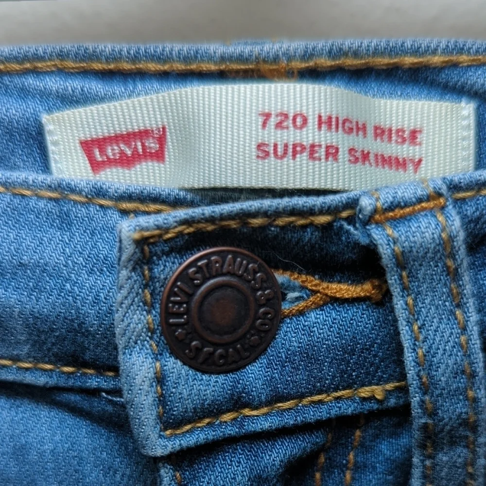 Levi's 720 High Rise Super Skinny Jeans Light Blue Girls Size 7